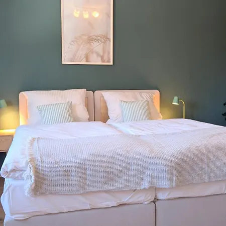 Hygge Homes - 'stilla' Apartment *